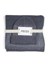 Pieces Nasmine - Tørklæde og hue gavesæt - HUSET Men & Women