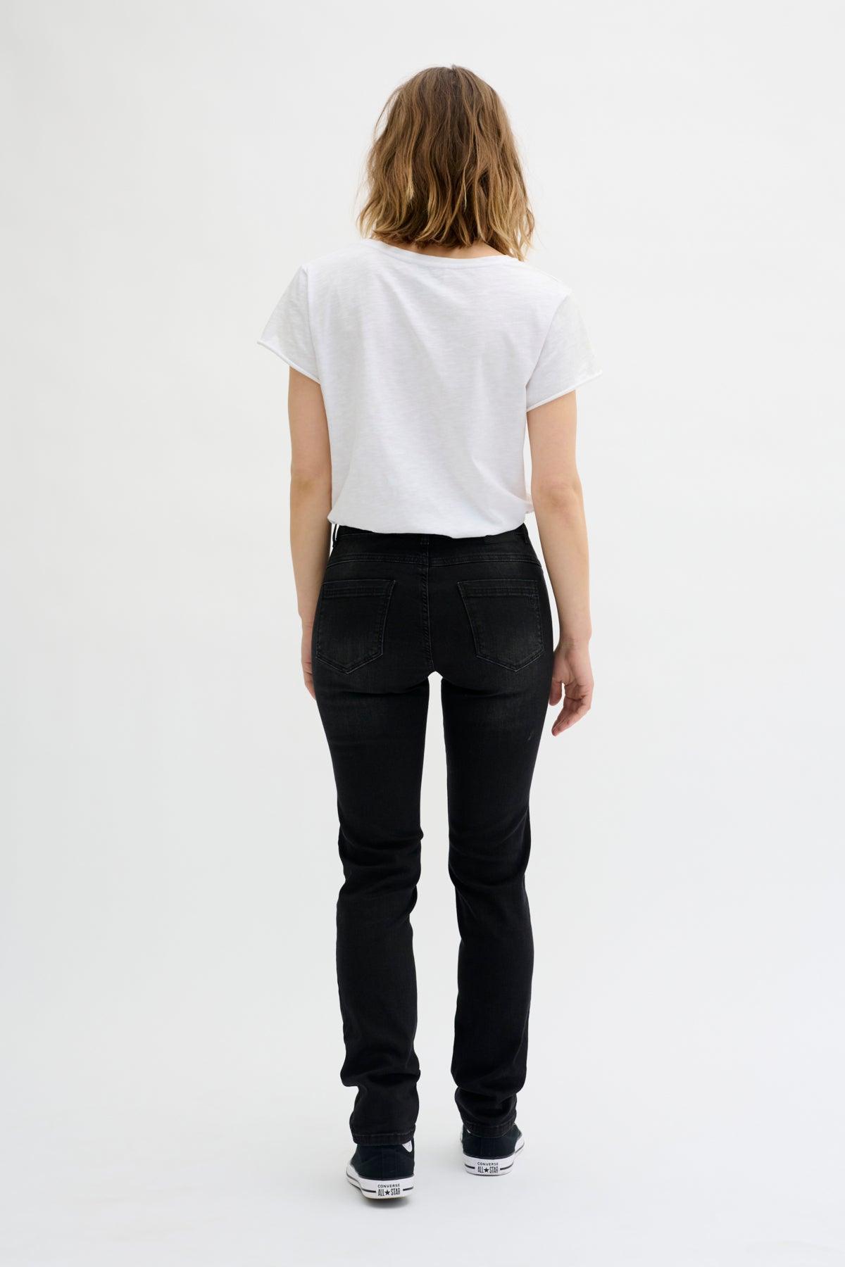 My Essential Wardrobe 33 Celina - High straight jeans - HUSET Men & Women