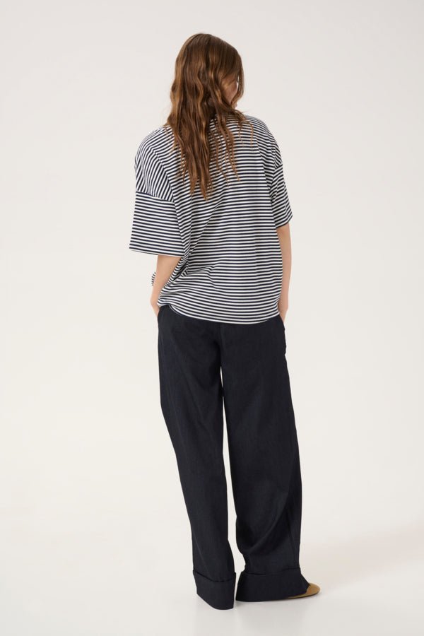 My Essential Wardrobe Dana - Tshirt - HUSET Men & Women - My Essential Wardrobe