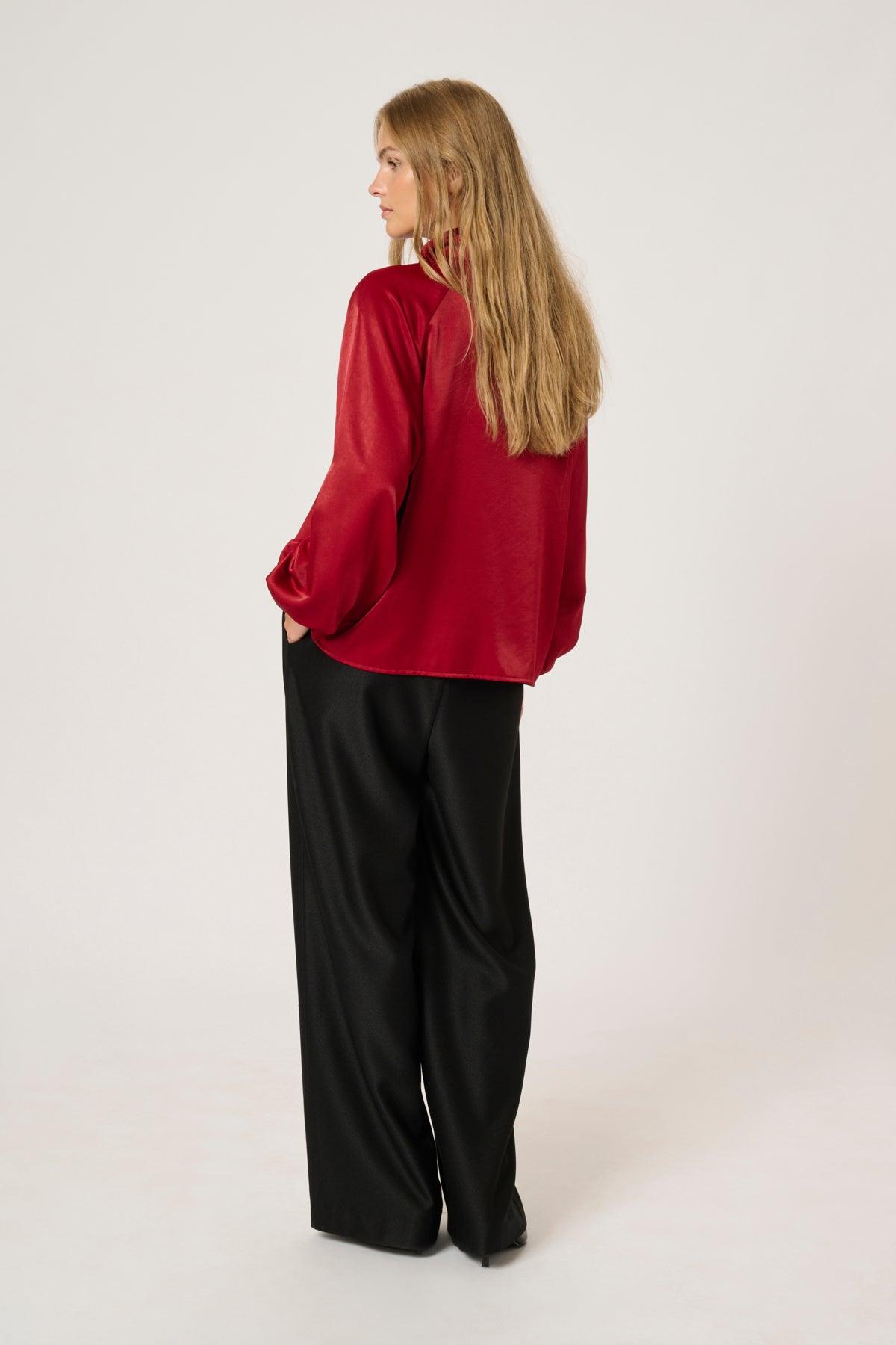 My Essential Wardrobe Estelle - Scarf blouse - HUSET Men & Women