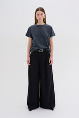 My Essential Wardrobe Seattle - Logo tee - HUSET Men & Women