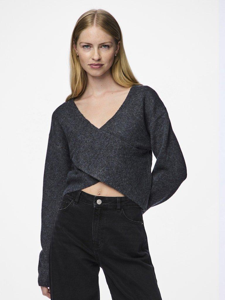 Pieces Nanu - Vendbar striktrøje - HUSET Men & Women