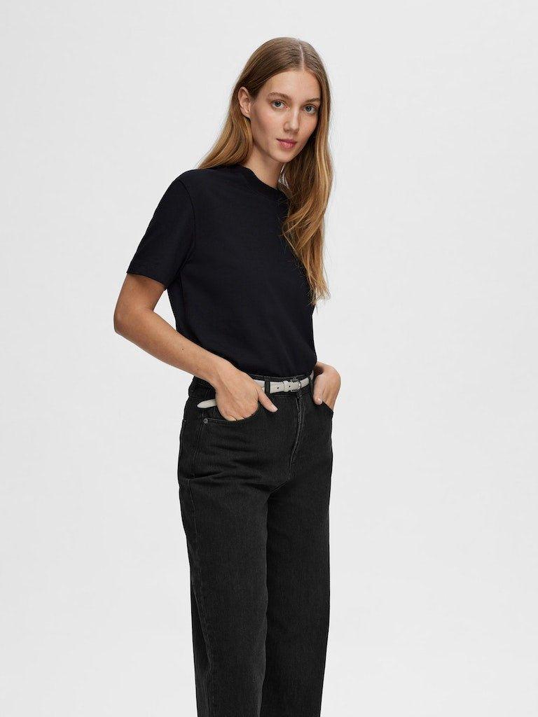 Selected Femme Essential - Boxy t-shirt - HUSET Men & Women