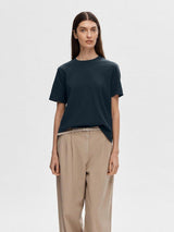 Selected Femme Essential - Boxy t-shirt - HUSET Men & Women
