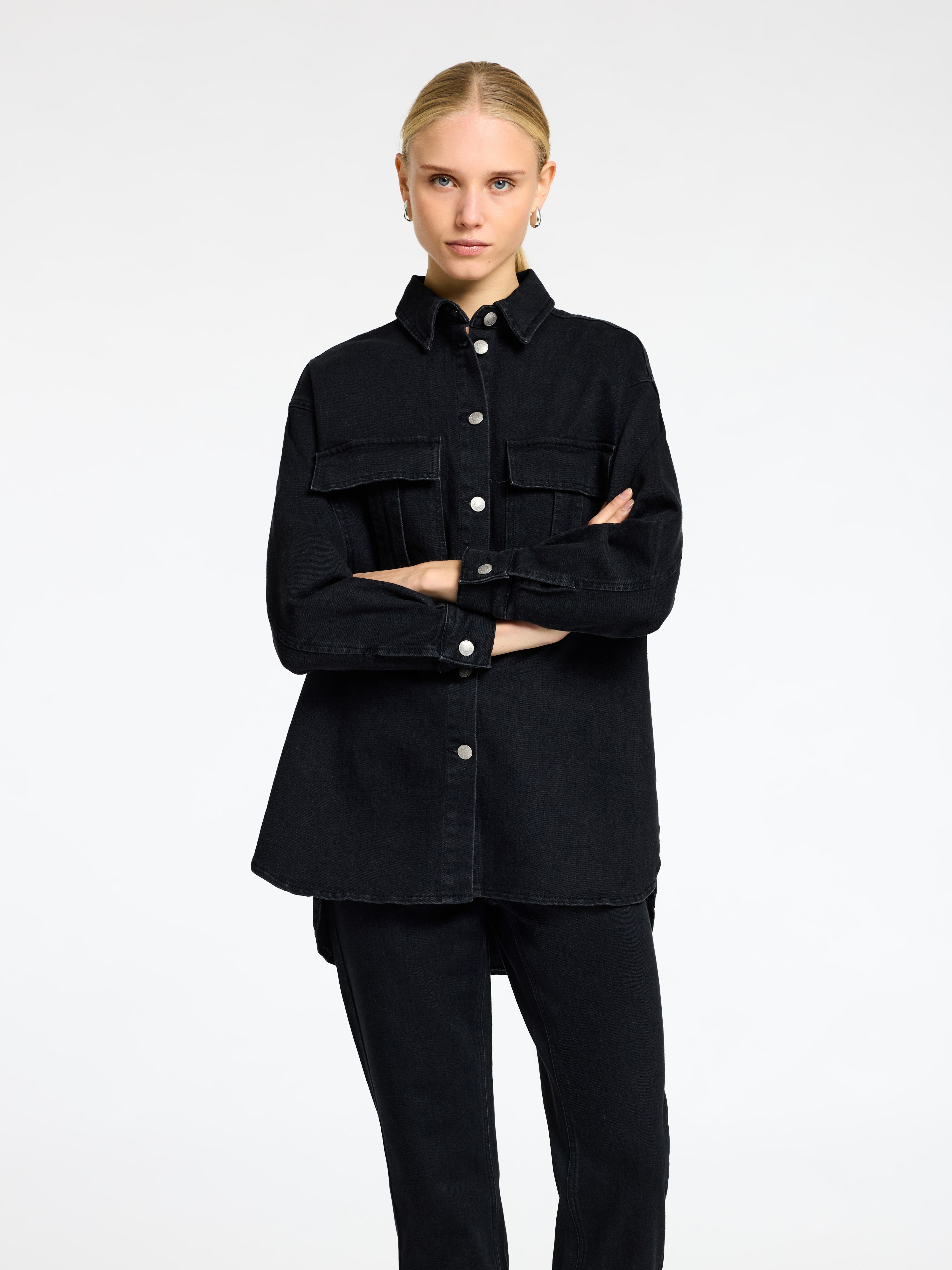 Selected Femme Iyana - Denim skjorte - HUSET Men & Women - Selected Femme