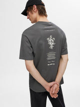 Selected Homme Alp - Loose fit t-shirt med print - HUSET Men & Women
