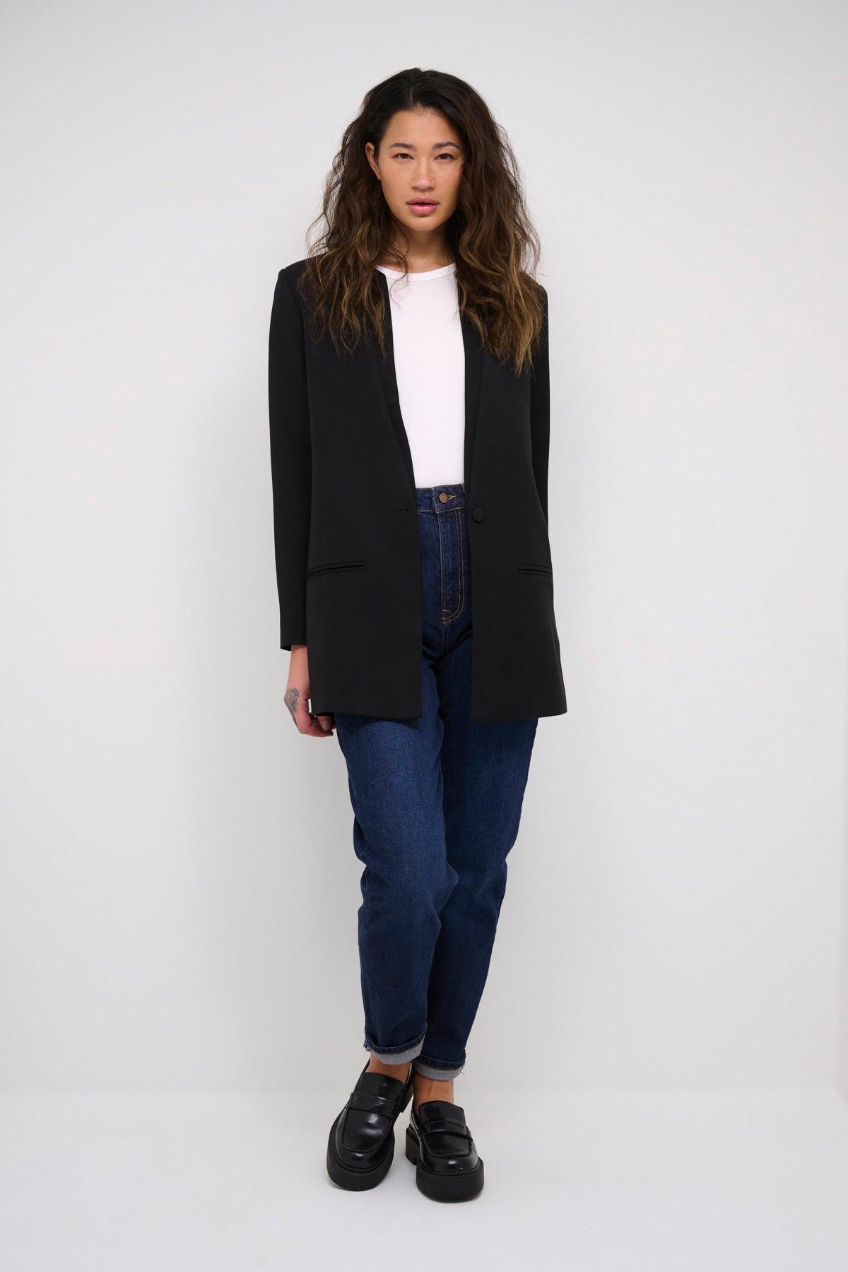 My Essential Wardrobe 06 The Suit - Blazer - HUSET Men & Women