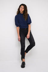 My Essential Wardrobe 21 - The puff blouse - HUSET Men & Women
