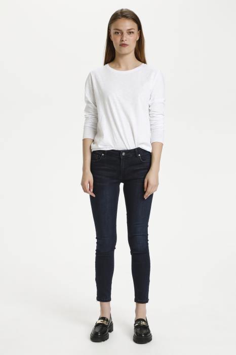 My Essential Wardrobe 31 Celina - Mid slim jeans - HUSET Men & Women