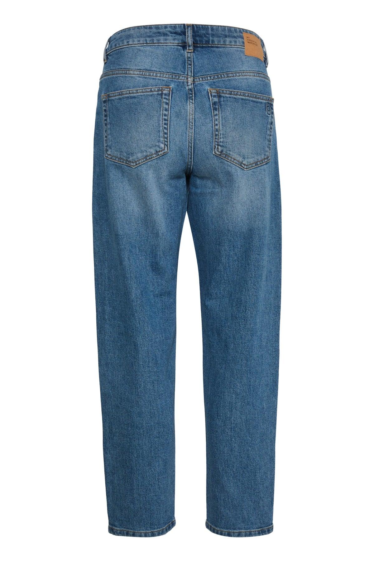 My Essential Wardrobe - 34 The Mommy jean - HUSET Men & Women