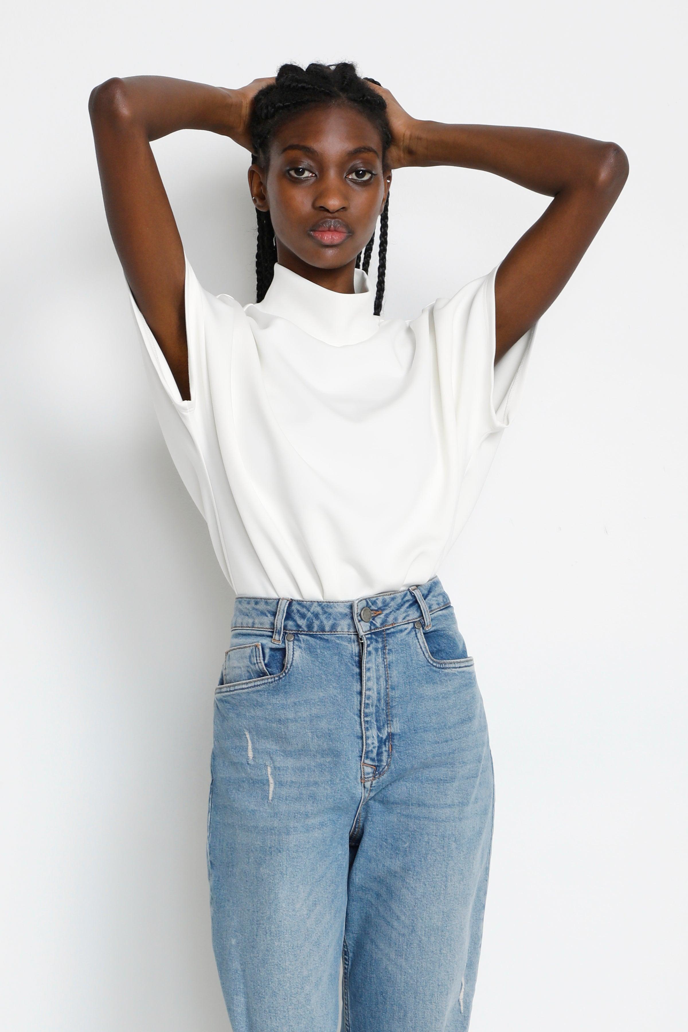 My Essential Wardrobe Elle - Collar blouse - HUSET Men & Women