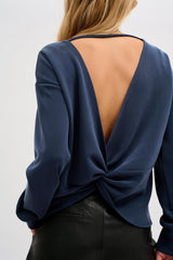 My Essential Wardrobe Elle - Knot Blouse - HUSET Men & Women