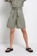 MwKamma Vala High Shorts (7676687614204)