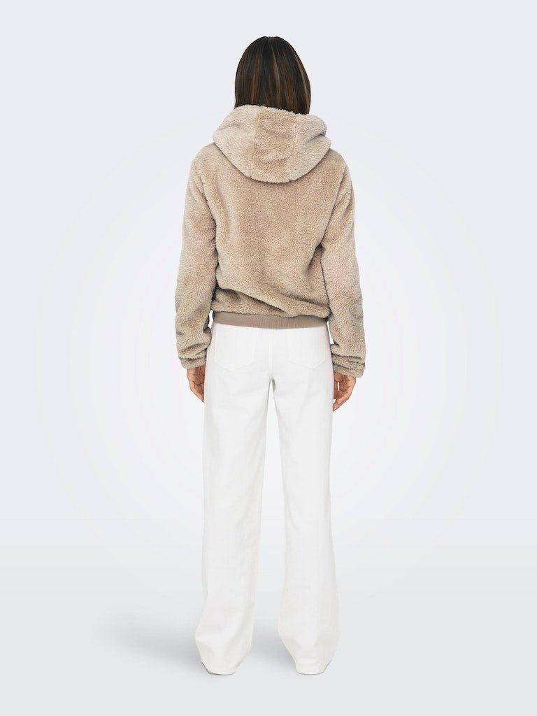 Only Newanna - Sherpa jakke - HUSET Men & Women