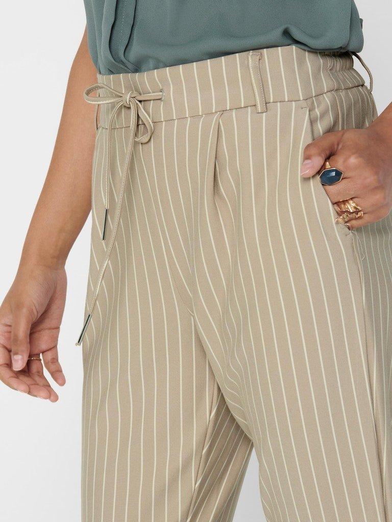 Only Poptrash - Stribede casual bukser - HUSET Men & Women