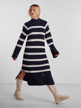 Pieces Baia - Lang strikkjole - HUSET Men & Women