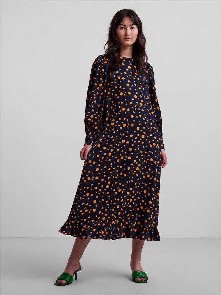 Pieces Dalla - Prikket midi kjole - HUSET Men & Women