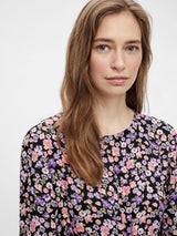 Pieces Ellia - Blomstret midi kjole - HUSET Men & Women