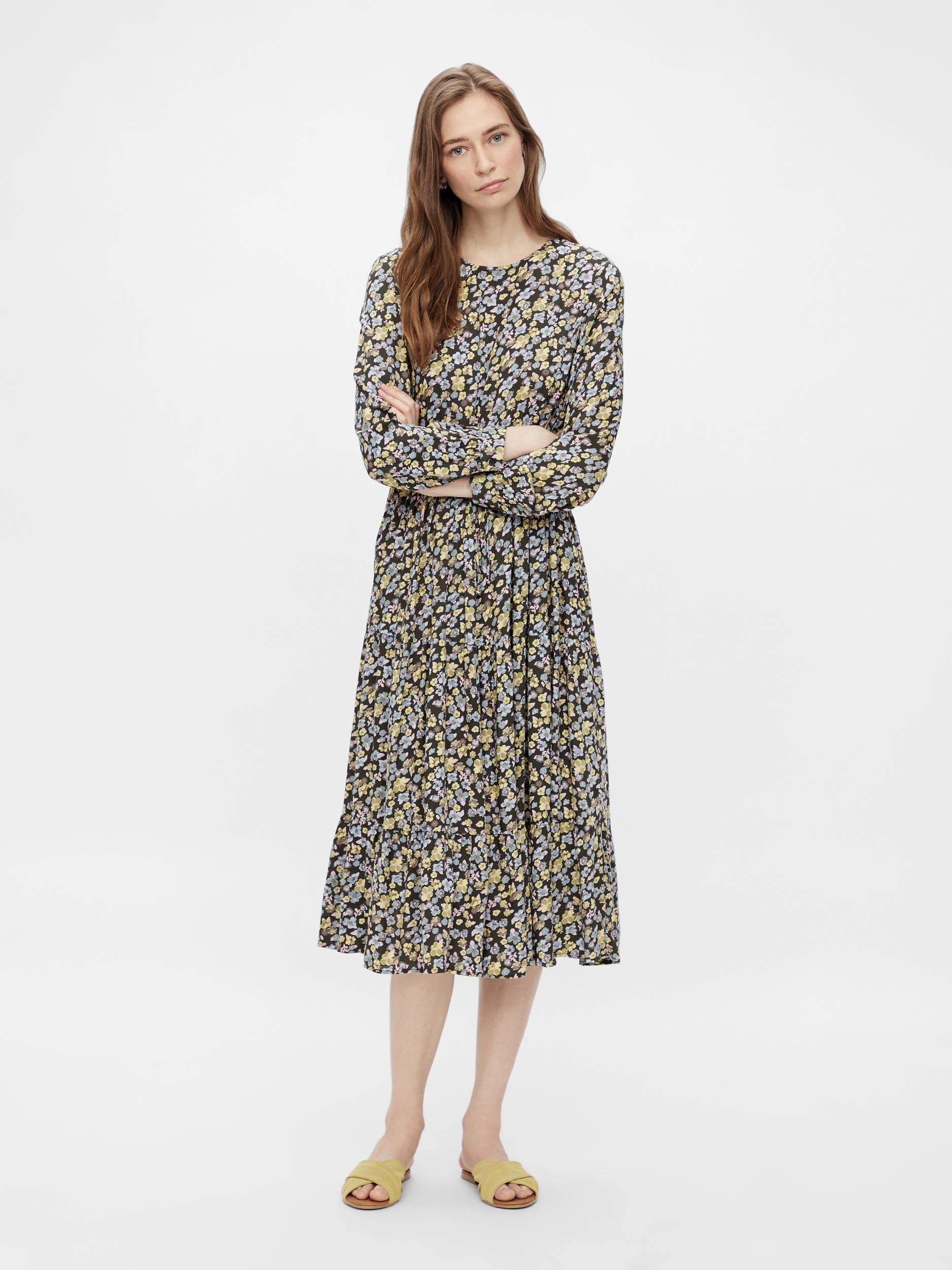 Pieces Ellia - Blomstret midi kjole - HUSET Men & Women