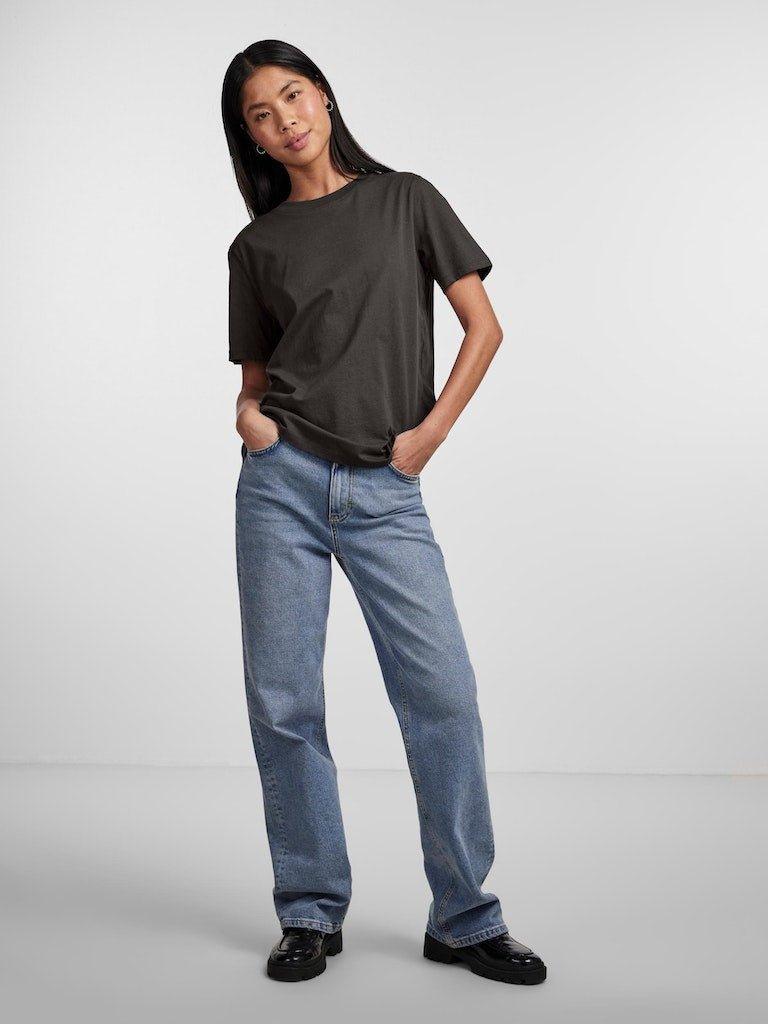 Pieces Ria - Basis t-shirts i økologisk bomuld - HUSET Men & Women