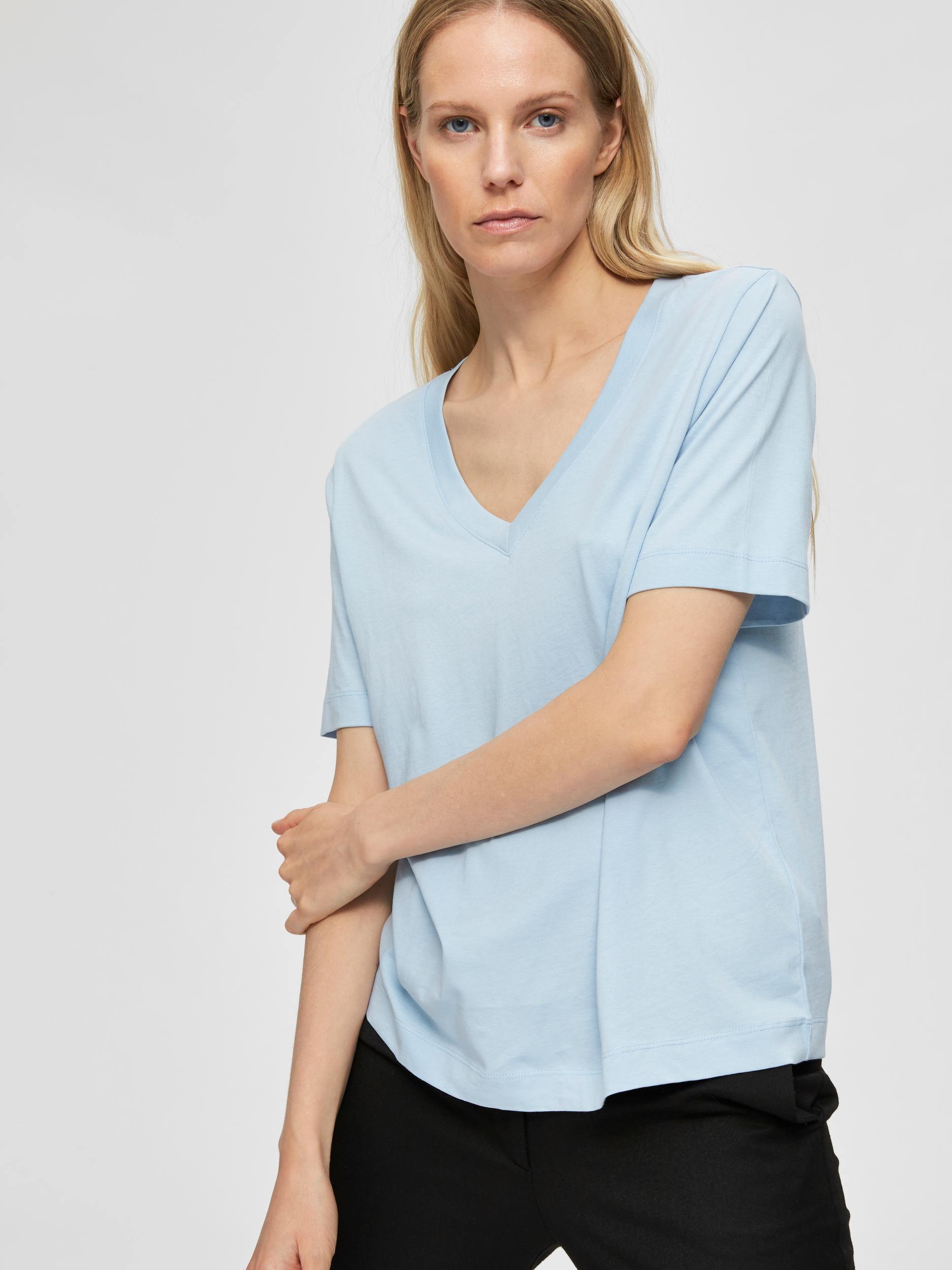 Selected Femme Standard - T-shirt m. v-hals - HUSET Men & Women