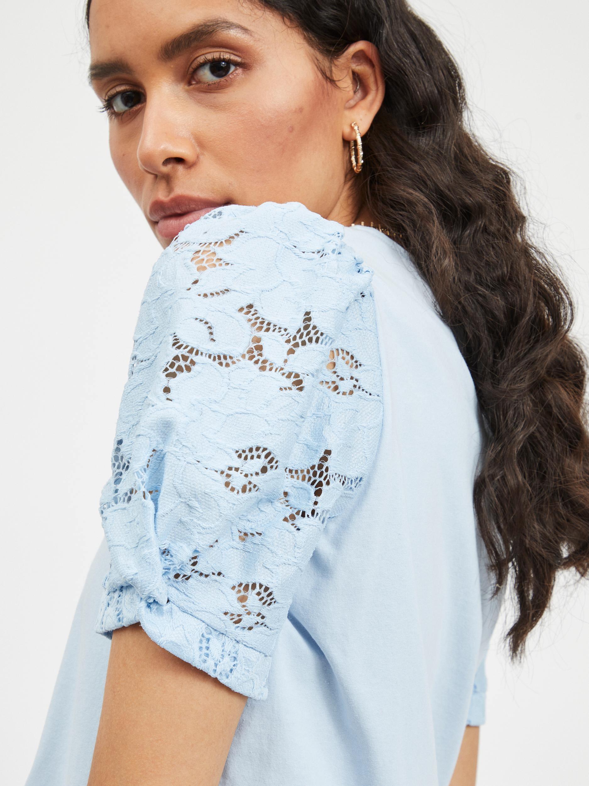 Vila Abro - Top m. blondeærmer - HUSET Men & Women